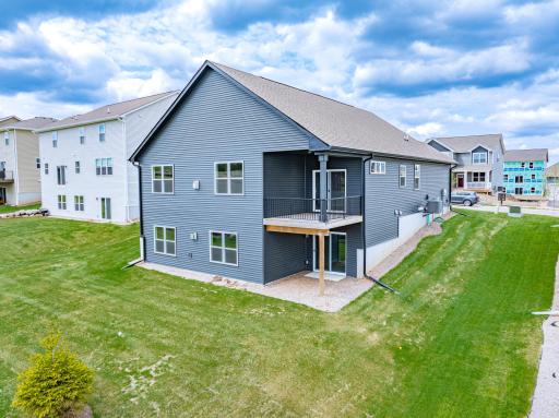 717 Winterberry Lane, Waconia, MN 55387