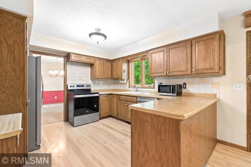 11730 27th Avenue N, Minneapolis, MN 55441
