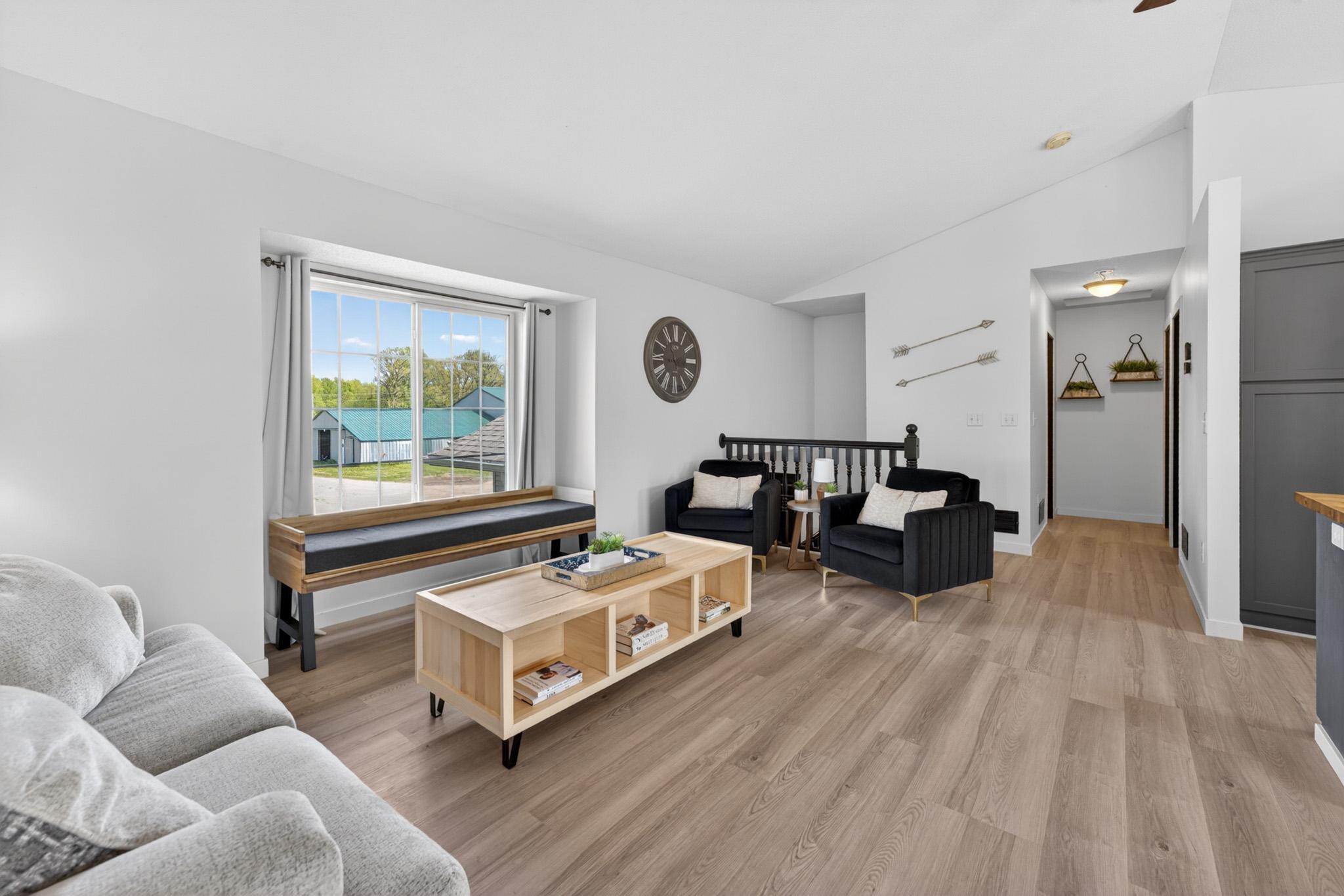 12644-MN70-33.jpg