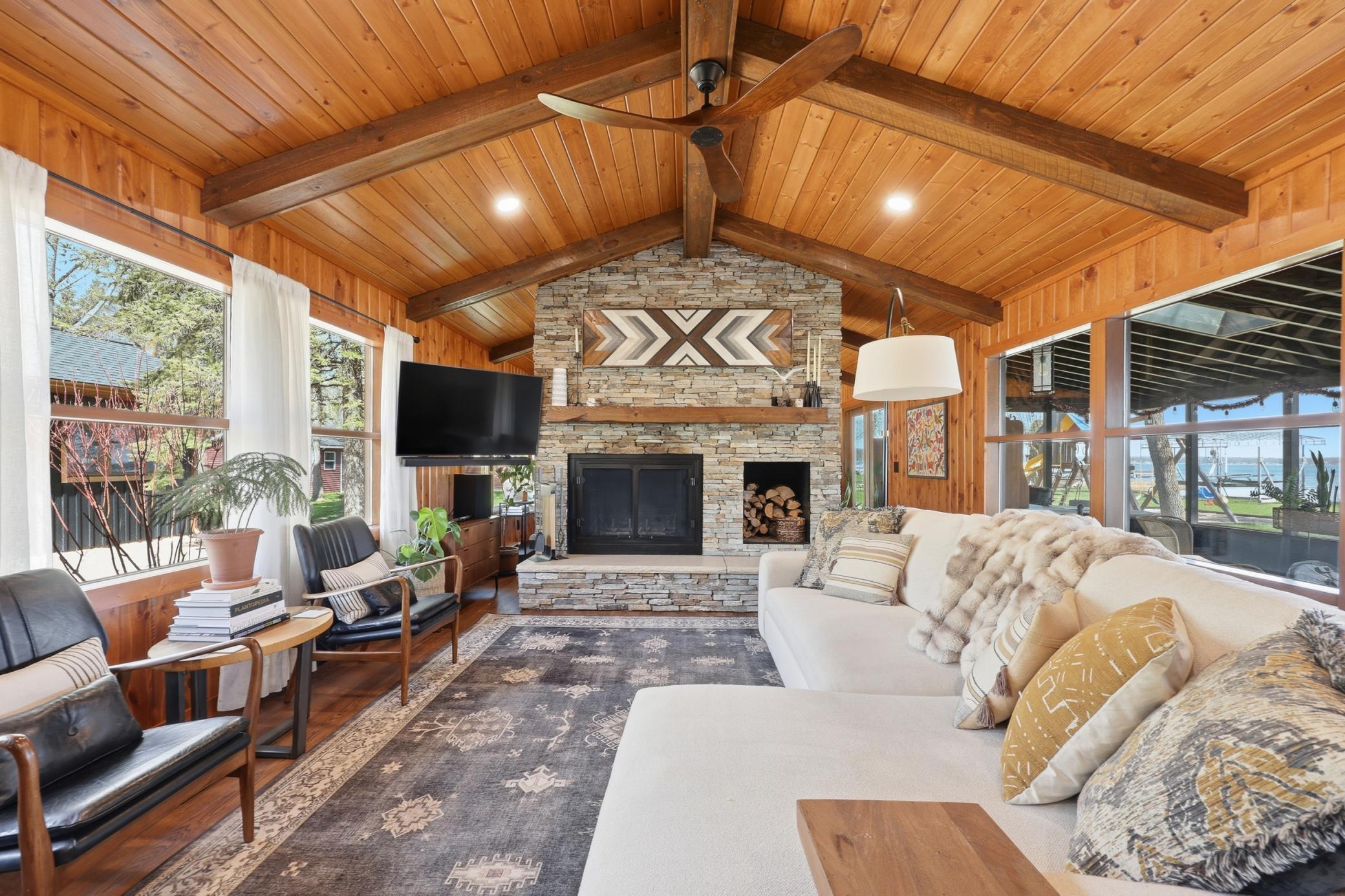 Great Room w/ Wood Burning Fireplace