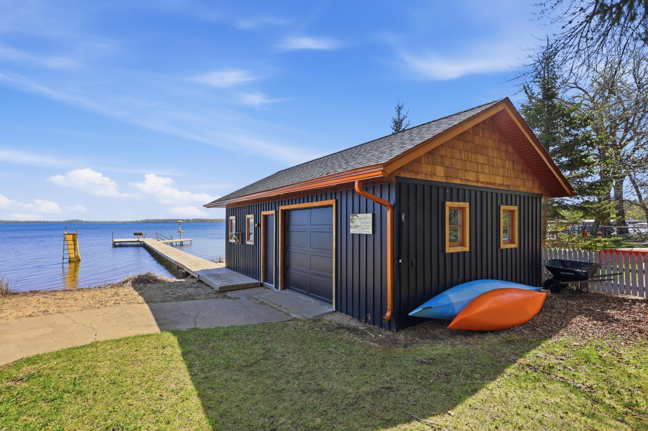 Boat House- 2 Garage Doors