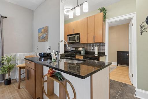 2881 Irving Avenue S, 102, Minneapolis, MN 55408