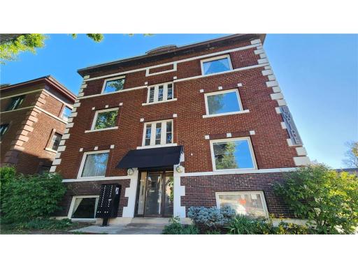 2881 Irving Avenue S, 102, Minneapolis, MN 55408