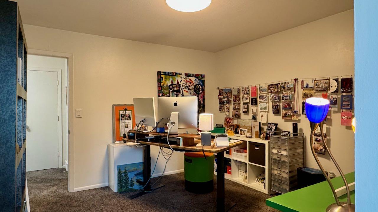 (27) Bedroom 2.jpeg