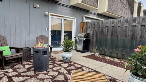 807 23rd Avenue S, Moorhead, MN 56560