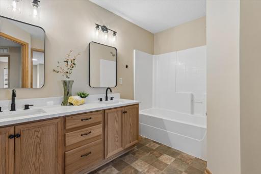 17232 Encina Path, 2705, Farmington, MN 55024