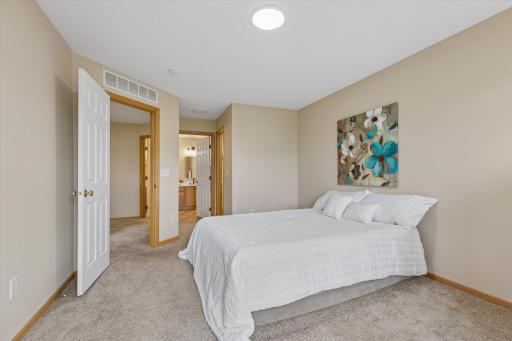 17232 Encina Path, 2705, Farmington, MN 55024