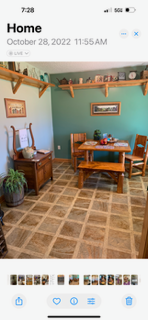 Dining area off kitchen