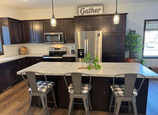 801 Golden Way NW, Isanti, MN 55040