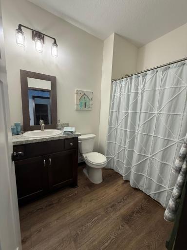 801 Golden Way NW, Isanti, MN 55040