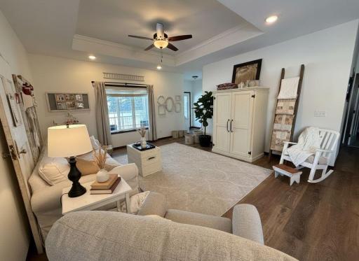 801 Golden Way NW, Isanti, MN 55040