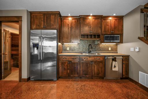Perfect for snacks, games & weekends at the lake