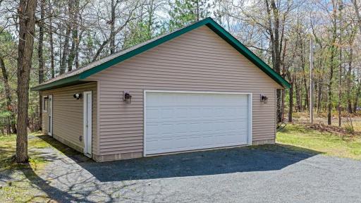Extra garage space for boats, ATVs, tools & outdoor gear