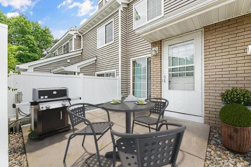 3 Patio 8456 Copperfield Way outside patio fl.jpg