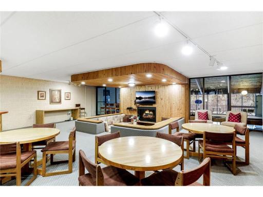 5140 W 102nd Street, 304, Minneapolis, MN 55437