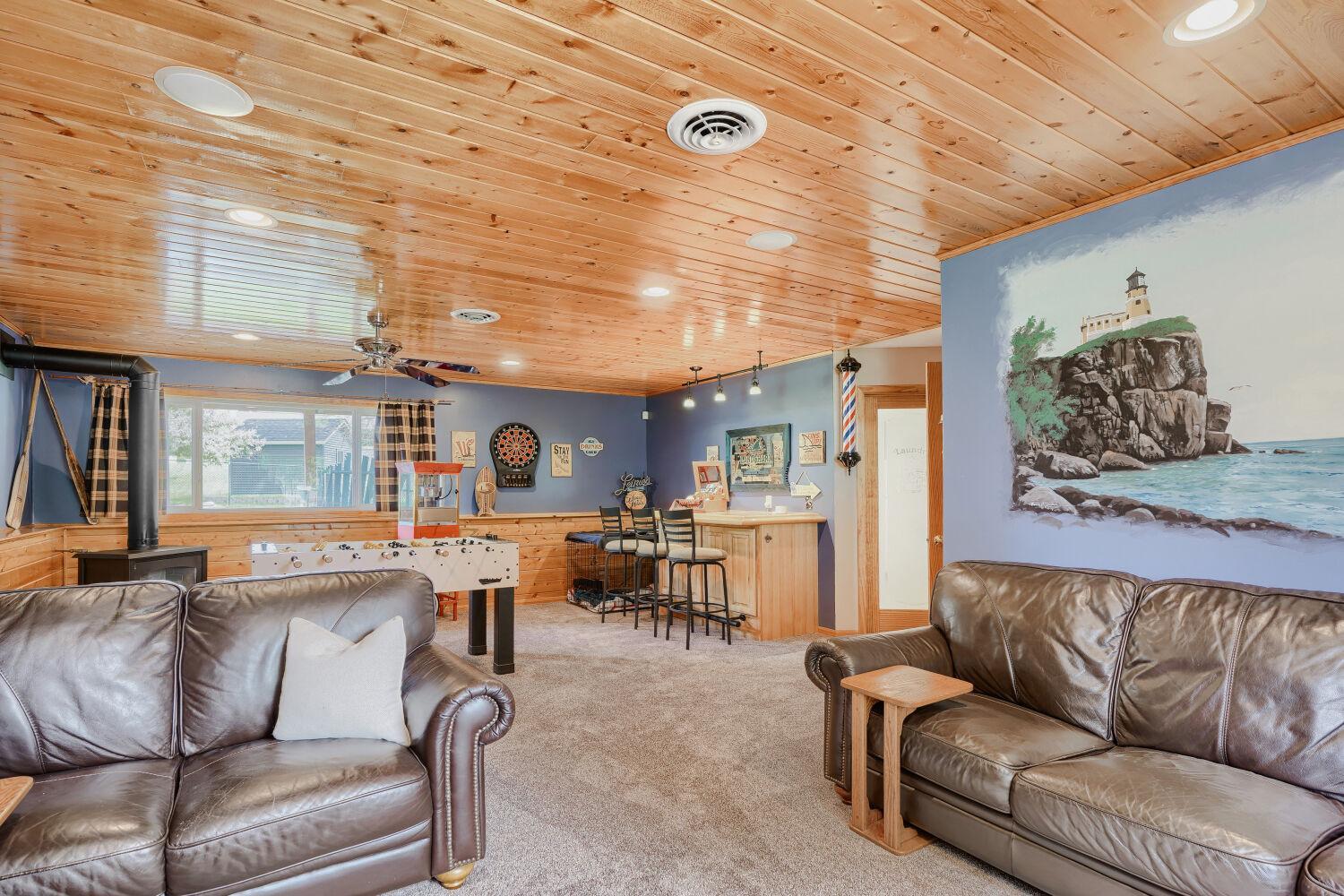 Family Room - Pine ceilings and bar