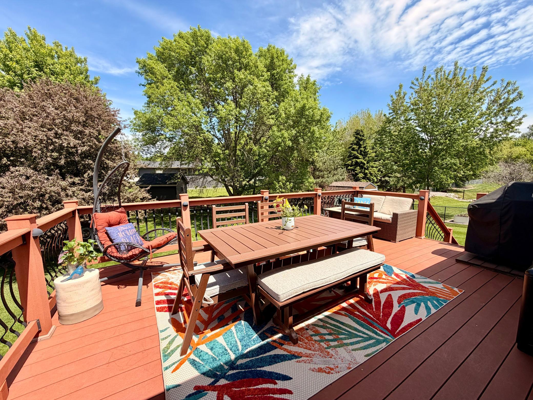 Maintenance Free Deck with Black Metal Rails