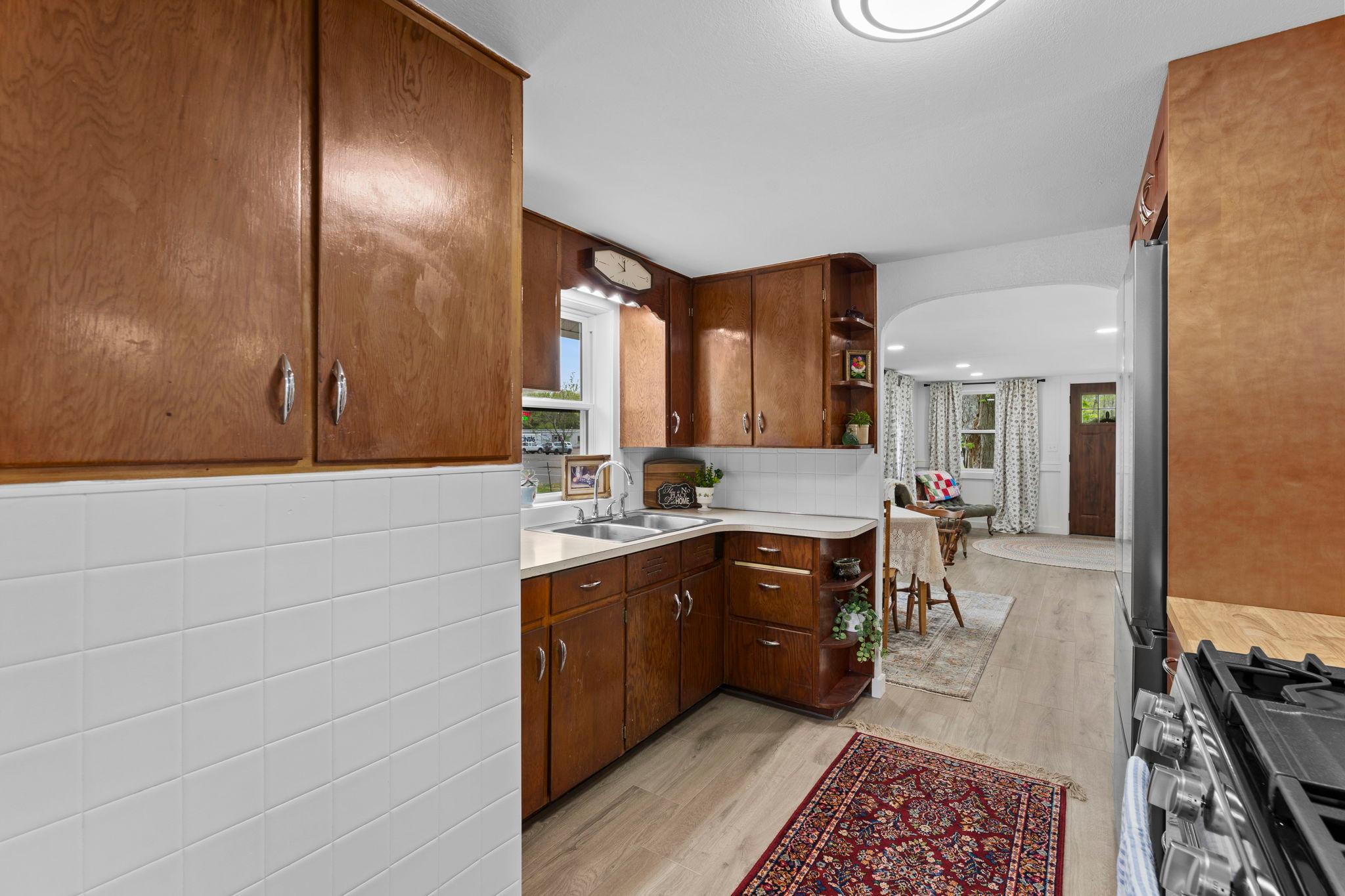 Charming built-ins throughout!