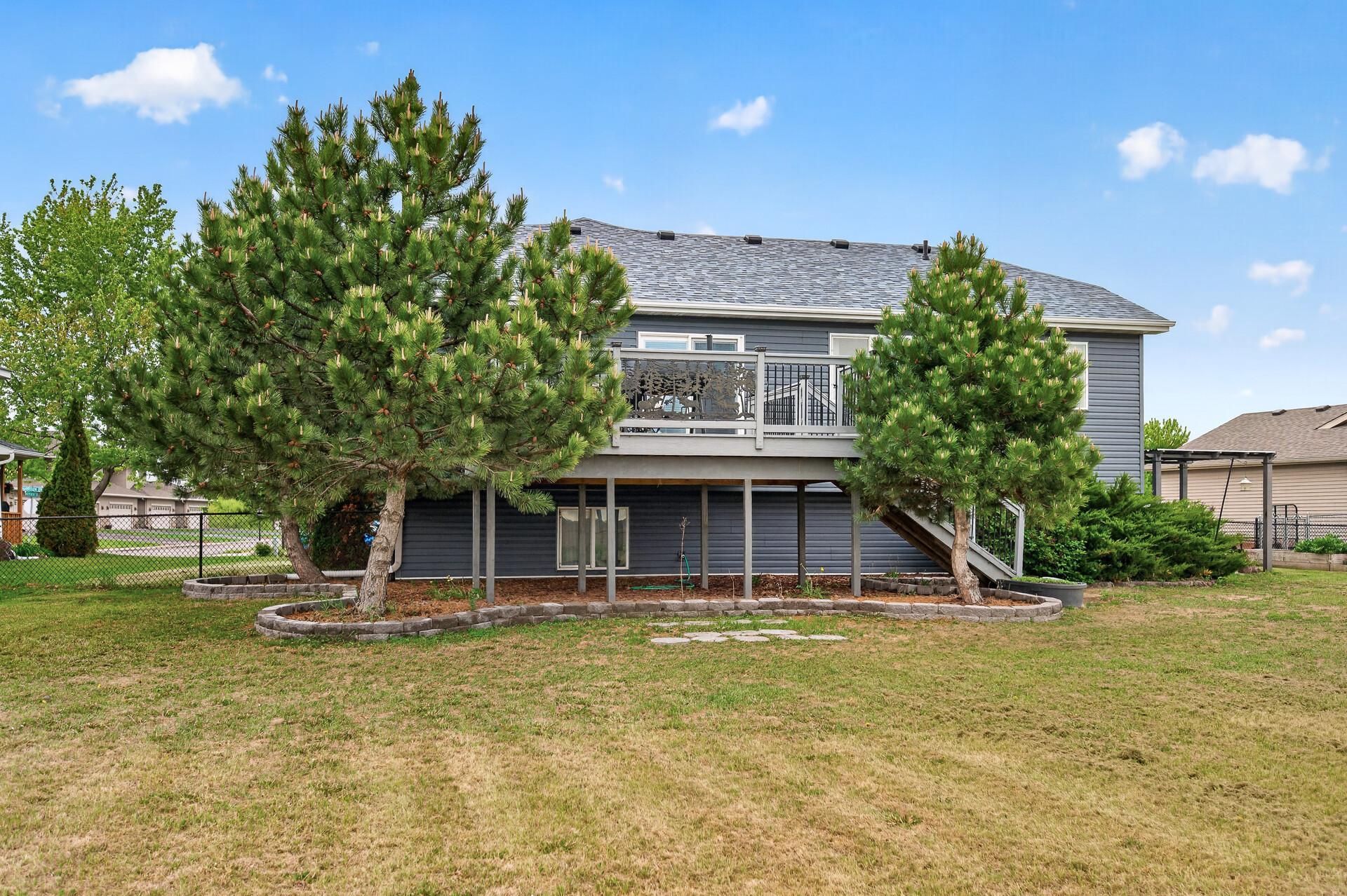 48_898_Harrison_Drive48_mls.jpg