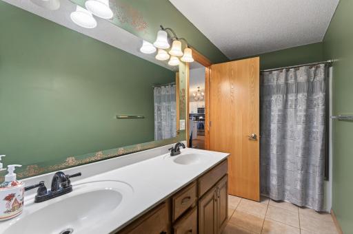 898 Harrison Drive, Big Lake, MN 55309