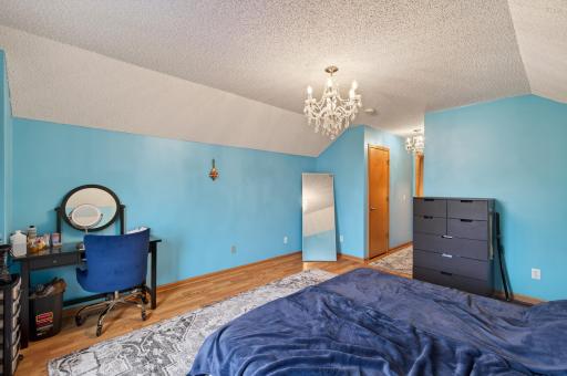 898 Harrison Drive, Big Lake, MN 55309