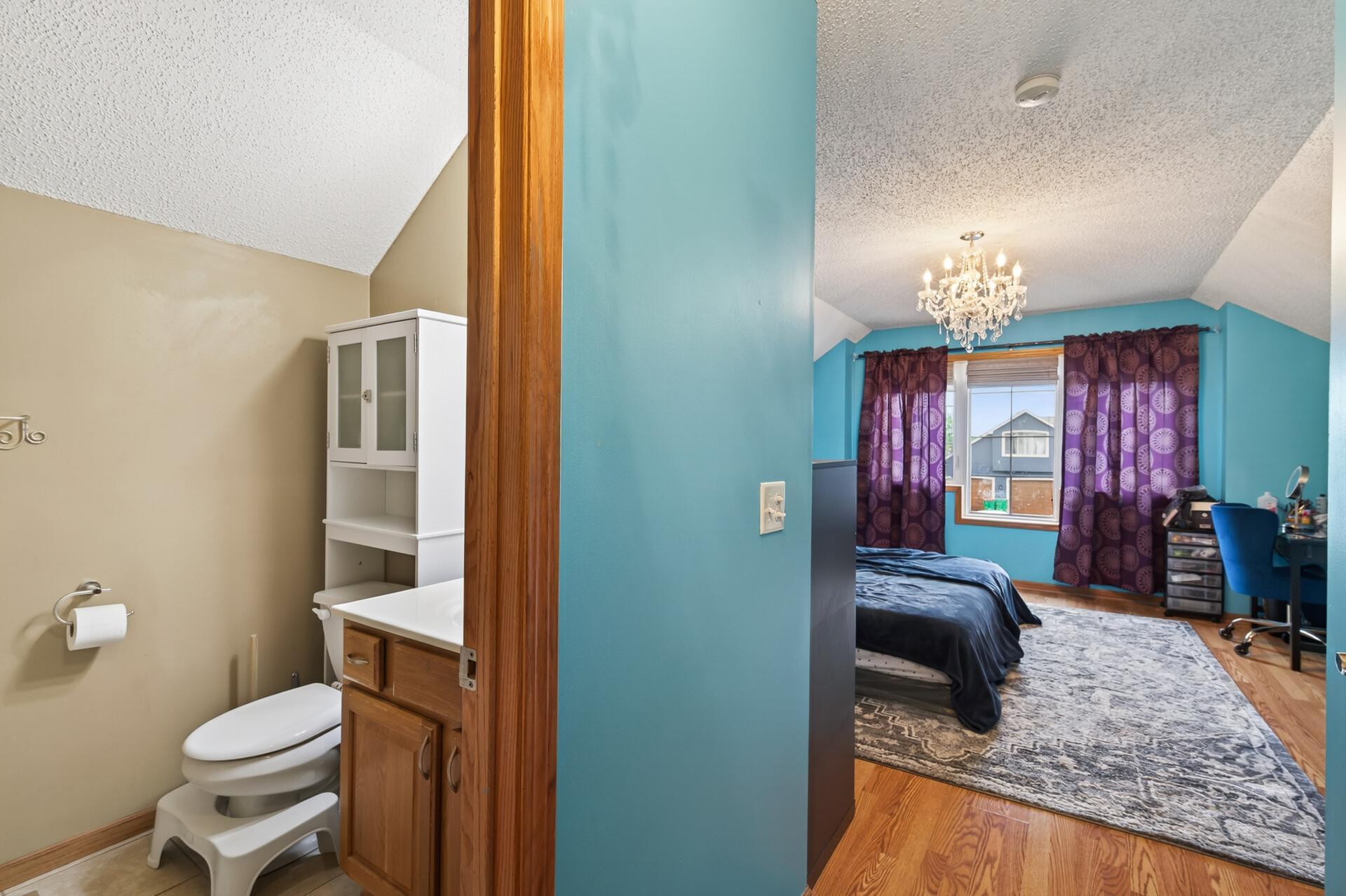 20_898_Harrison_Drive20_mls.jpg