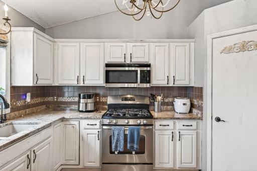 898 Harrison Drive, Big Lake, MN 55309