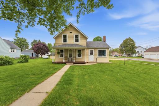 278 Chestnut Street NE, Mazeppa, MN 55956