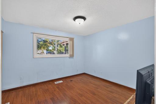 6335 84th Court N, Minneapolis, MN 55445