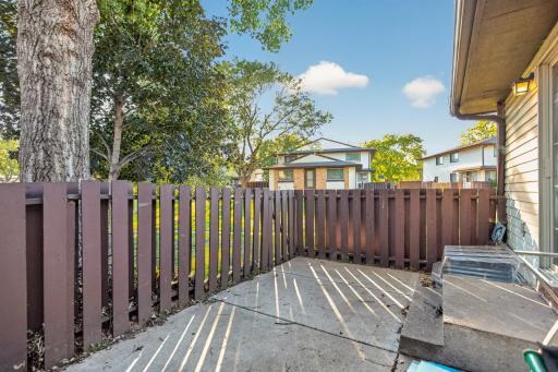 6335 84th Court N, Minneapolis, MN 55445