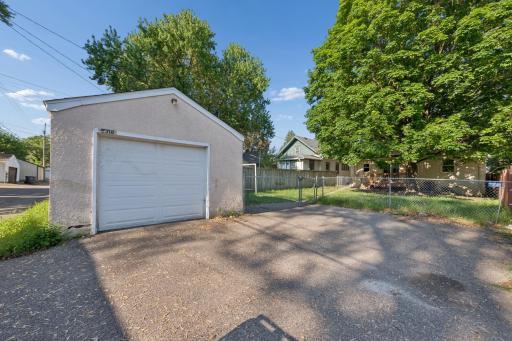 3318 Vincent Avenue N, Minneapolis, MN 55412