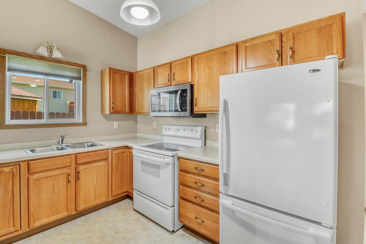 Kitchen1_2-g.jpg
