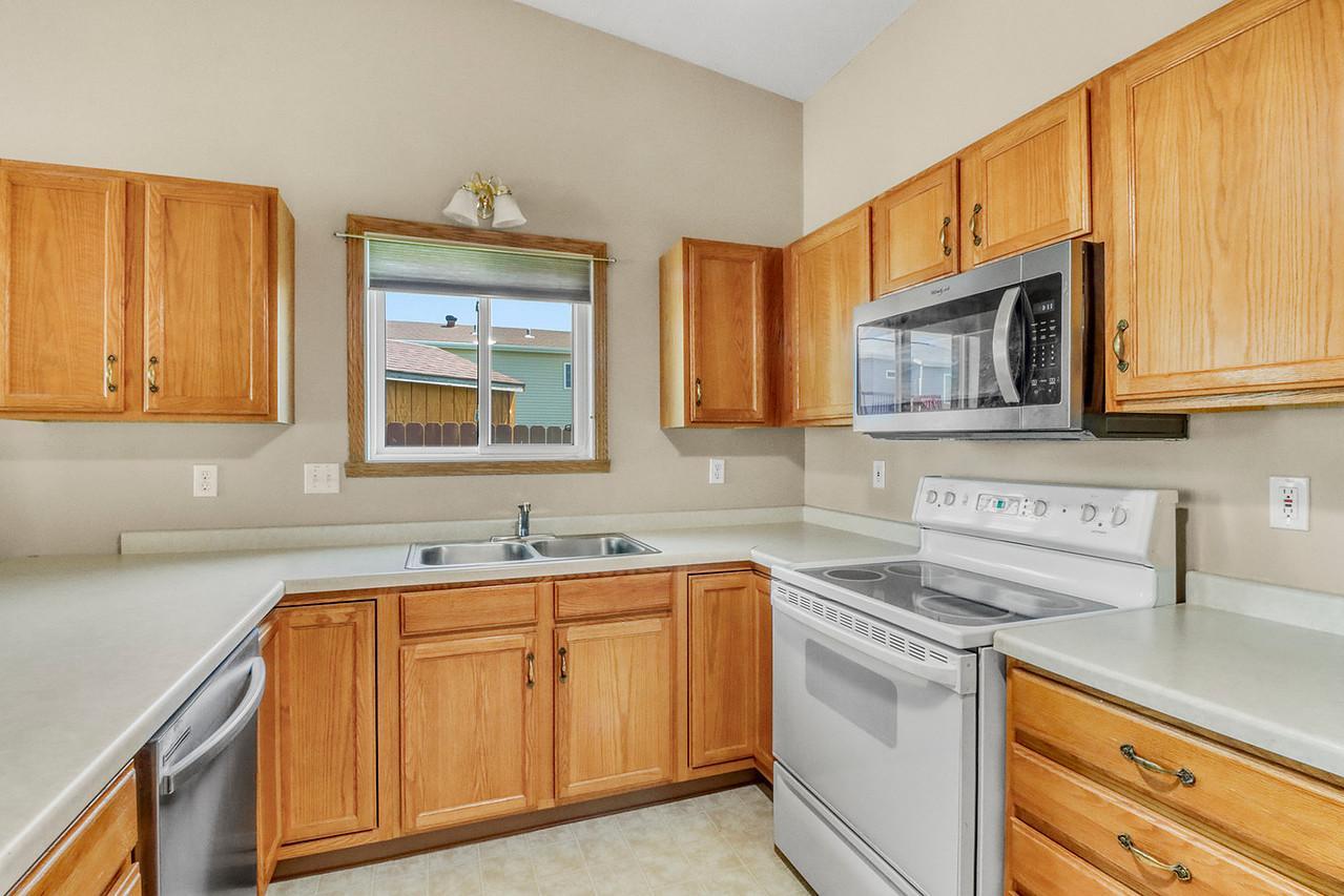 Kitchen1_3-g.jpg
