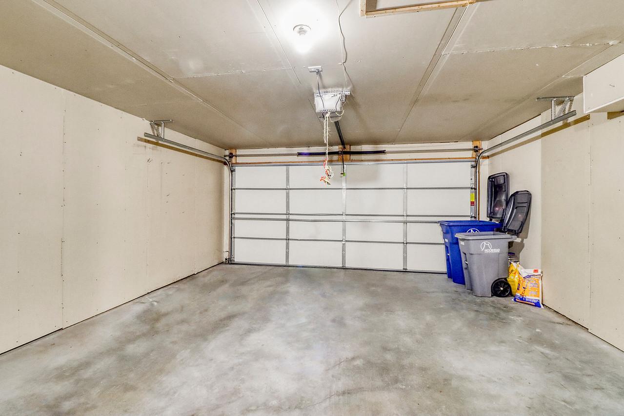 Garage1_0-g.jpg