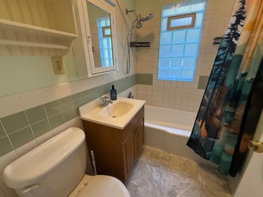 4023 6th Street NE, Columbia Heights, MN 55421