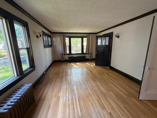 4023 6th Street NE, Columbia Heights, MN 55421