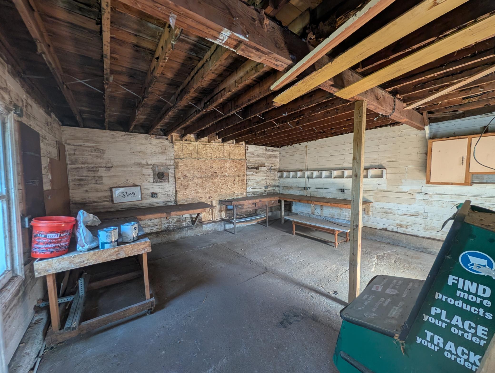 garage
