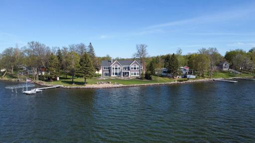 298 Shorewood Drive, Detroit Lakes, MN 56501