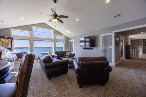 298 Shorewood Drive, Detroit Lakes, MN 56501