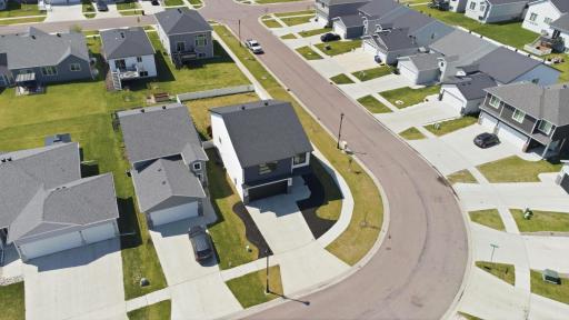 1588 67th Avenue S, Fargo, ND 58104