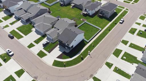 1588 67th Avenue S, Fargo, ND 58104