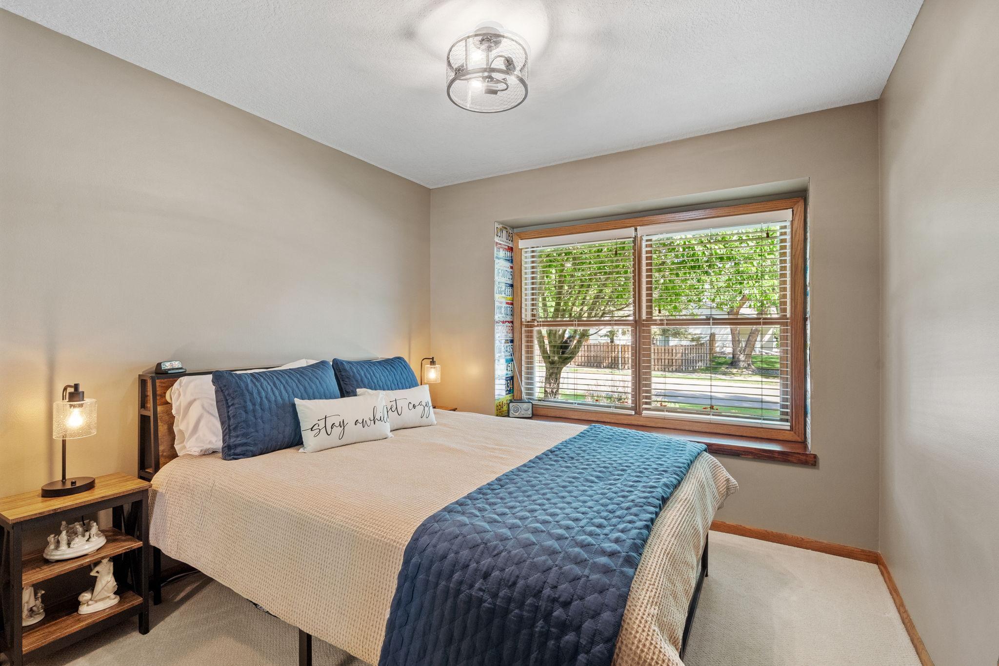 43-web-or-mls-17469 Lorence Way-43.jpg