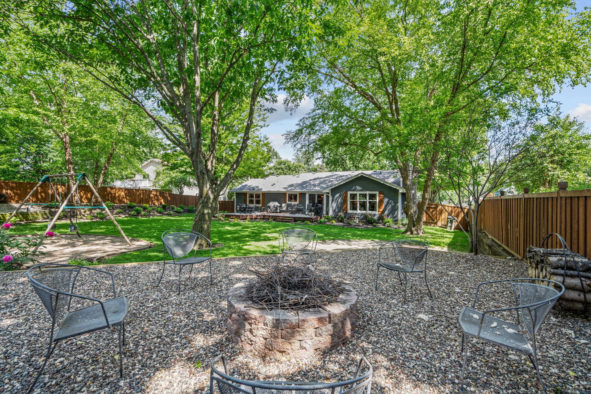 17-web-or-mls-17469 Lorence Way-17.jpg