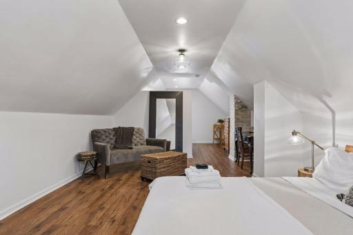 1654 Juno Avenue - Spacecrafting - 0021.jpg
