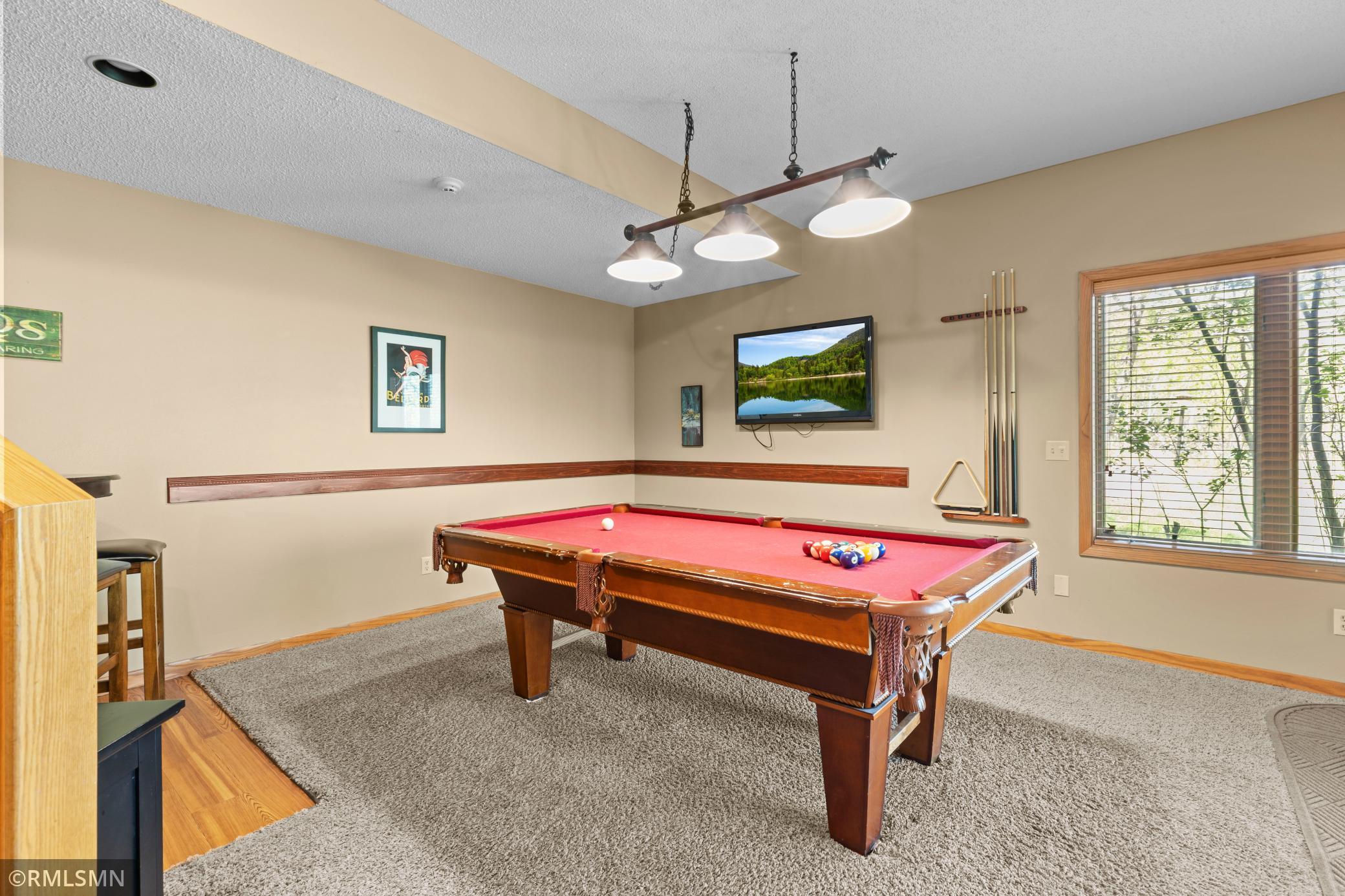 Pool table 2.jpg