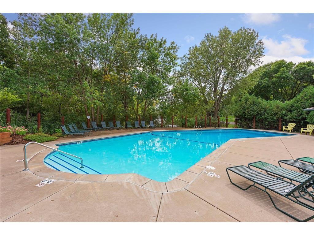 pool.jpeg