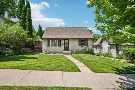 2-web-or-mls-Livingston Ave-S2805-002.jpg