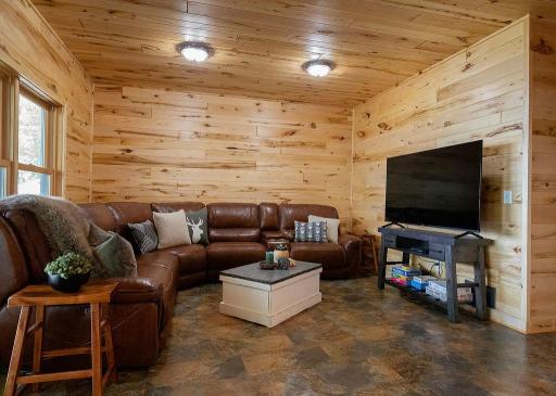 19936 472nd Street, Mcgregor, MN 55760