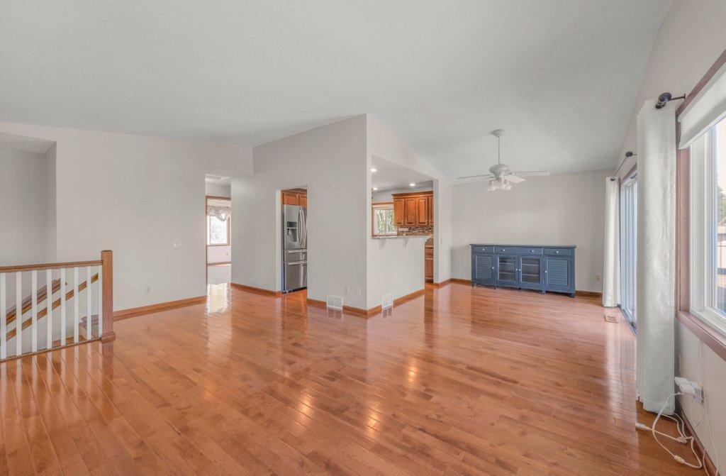 Upper Living and dining.JPG