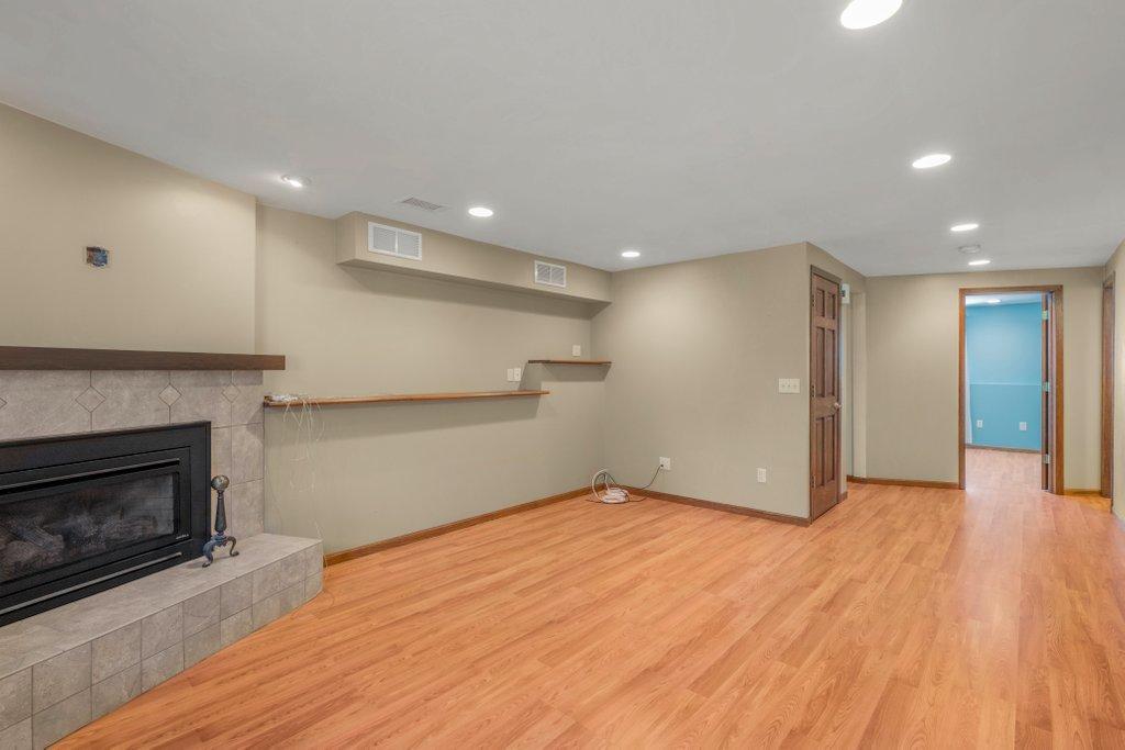 Family room.JPG